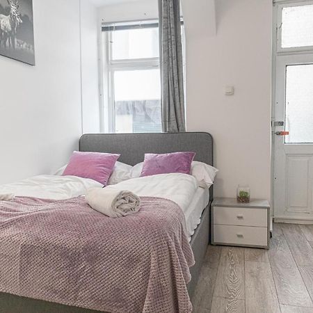 Cozy Room @ Hauptbahnhof - Well Situated & Central Відень Екстер'єр фото